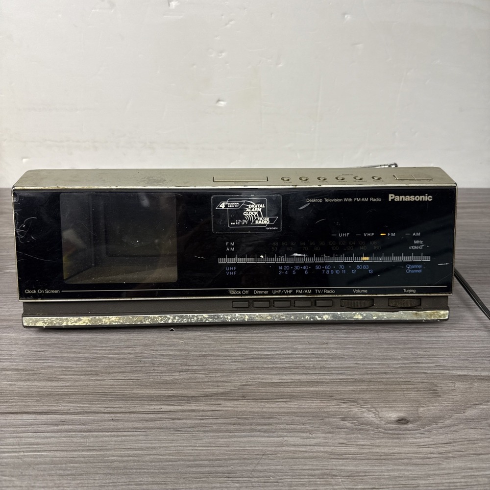 Vintage Panasonic TRF-438P Black & White TV with Radio